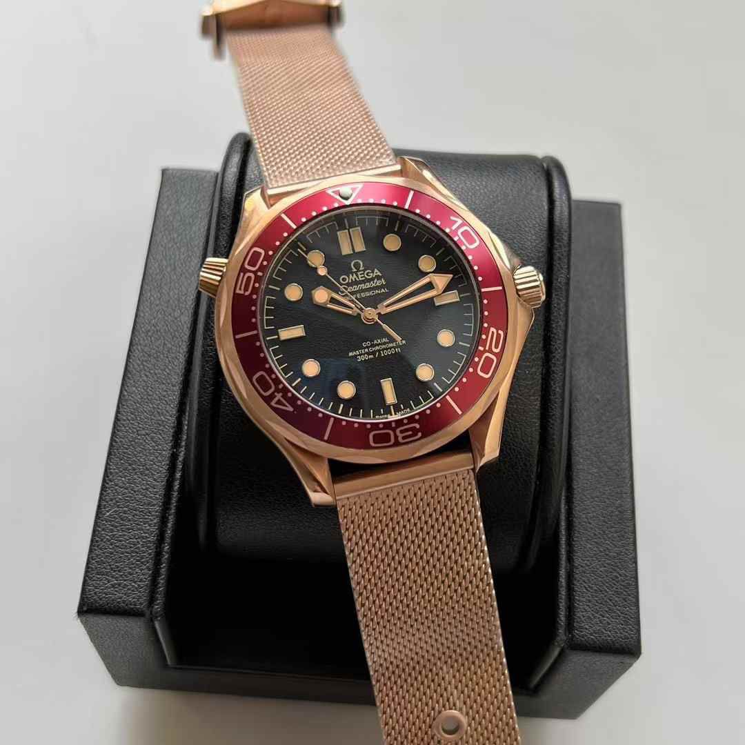 Omega Diver-300 Rosegold Mesh belt